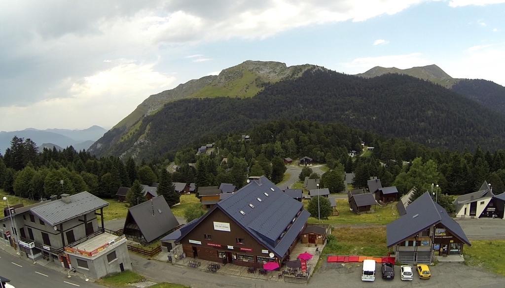 Hotel Le Tuc De L'Etang Boutx Экстерьер фото