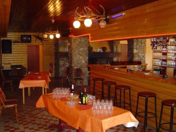 Hotel Le Tuc De L'Etang Boutx Экстерьер фото